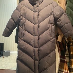 Aritzia Wilfred Cloud Puff Long Down Puffer Size Small Worn Twice Maxi Length